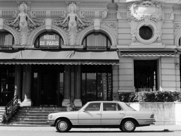  Mercedes 450 SEL 6.9 zadebiutował 45 lat temu